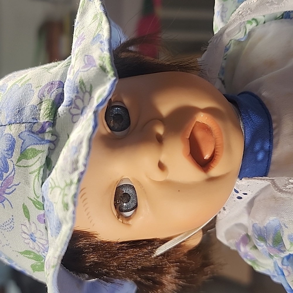 Gi Go Toys Floral Blue and White Baby Doll - Picture 3 of 8